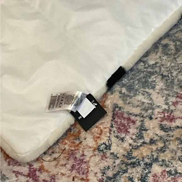 adidas x IVY PARK Unisex Faux Fur Scarf in White/Black - Picture 6 of 7